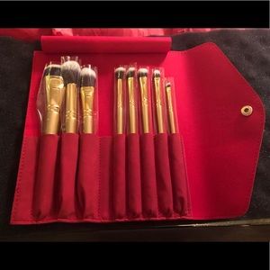 NEW Luxie Glitter and Gold Brush Set
